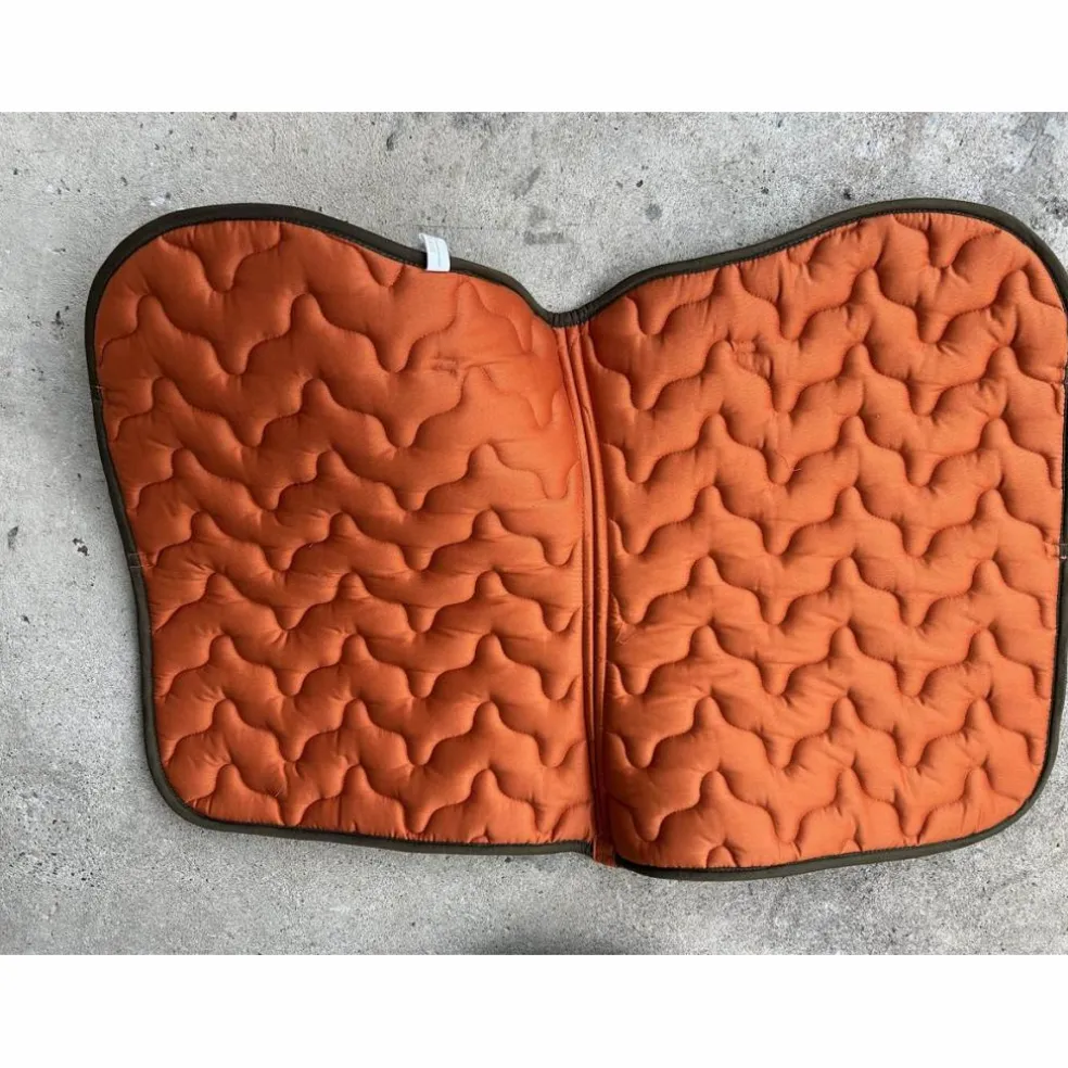 tapis de selle Equitheme neuf orange