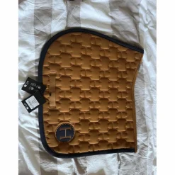 Tapis de selle Harcour neuf poney