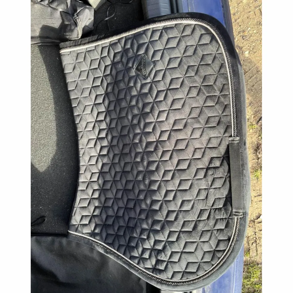 tapis de selle Kentucky basic velvet