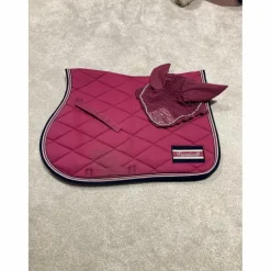 Tapis de selle LAMICELL rose avec bonnet et amortisseur FOUGANZA assorti