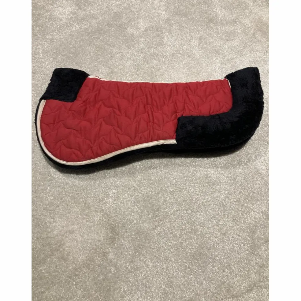 Tapis de selle LAMICELL rose avec bonnet et amortisseur FOUGANZA assorti
