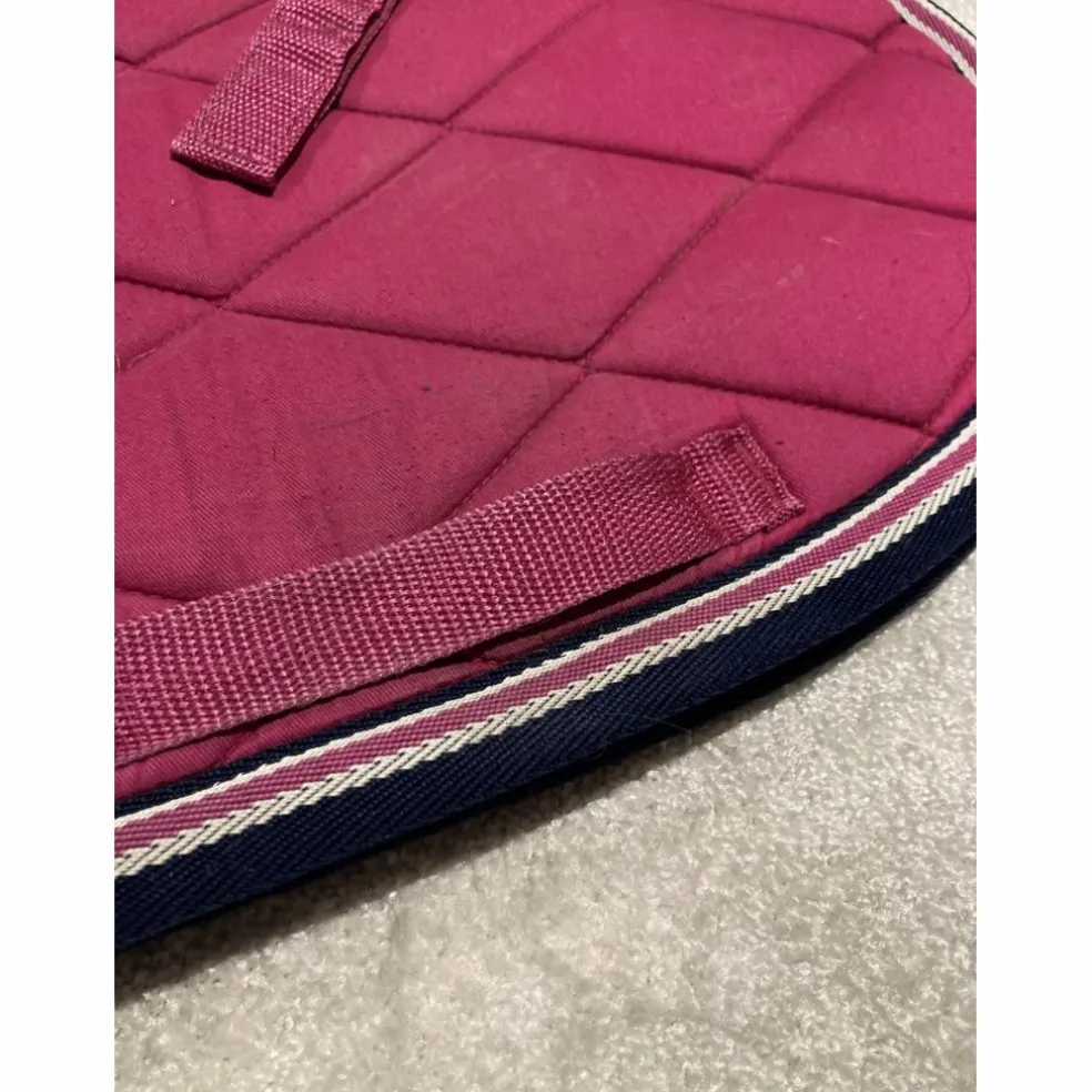 Tapis de selle LAMICELL rose avec bonnet et amortisseur FOUGANZA assorti