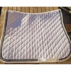 Tapis dressage asup