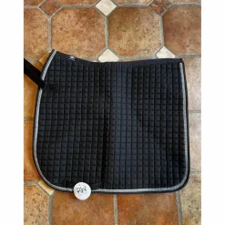 Tapis dressage noir