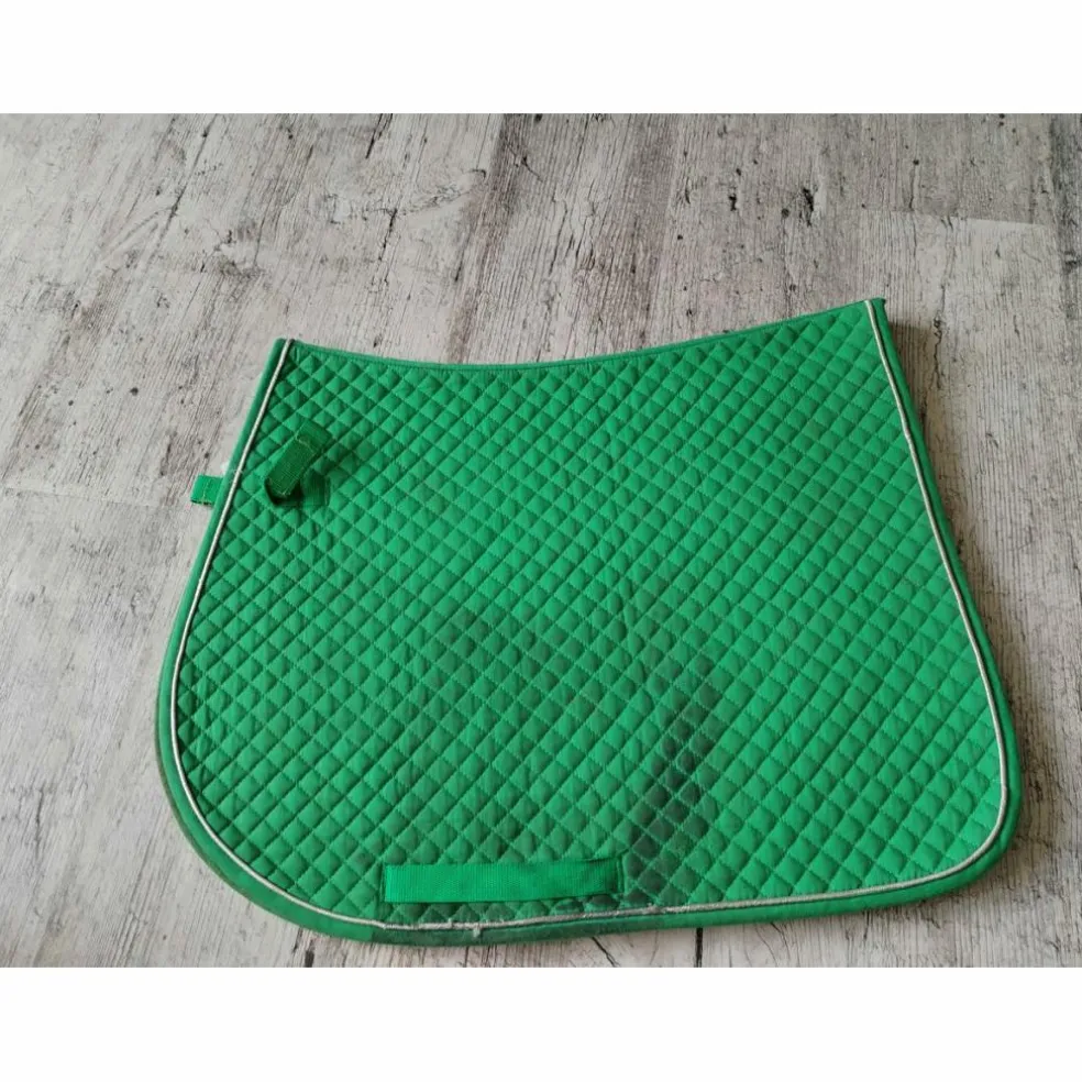 tapis dressage vert cheval