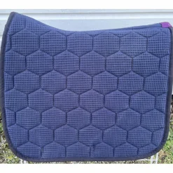Tapis dressage violet bord noir et or Equidées