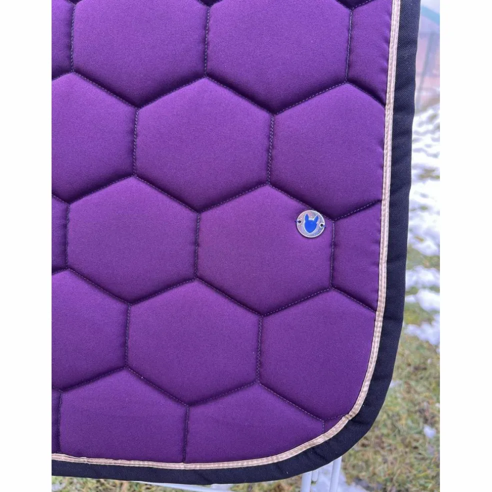 Tapis dressage violet bord noir et or Equidées