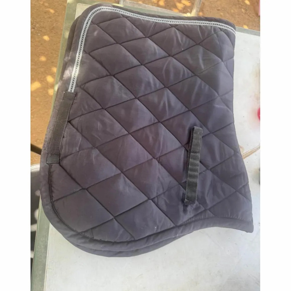 tapis equitheme glossy noir