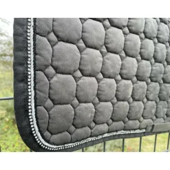Tapis et bonnet