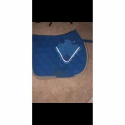 Tapis et bonnet