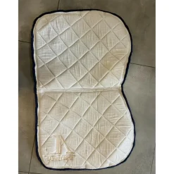 Tapis et bonnet Alexandra Ledermann