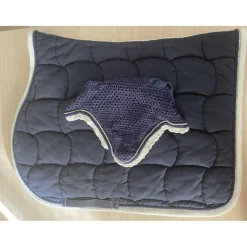 Tapis et Bonnet Anna Scarpati bleu et strass
