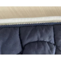 Tapis et Bonnet Anna Scarpati bleu et strass