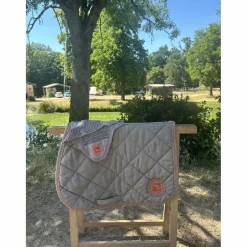 tapis et bonnet childeric