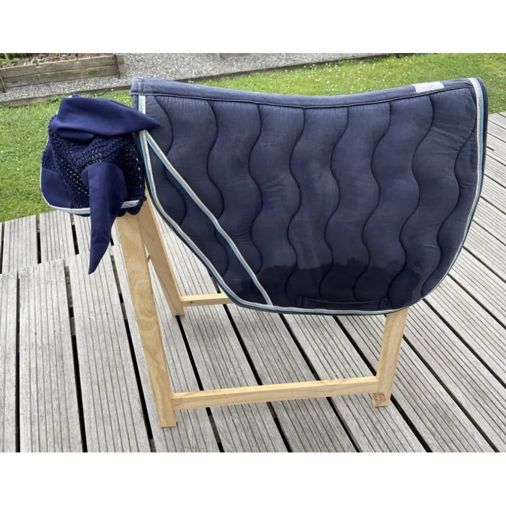 Tapis et bonnet de concours