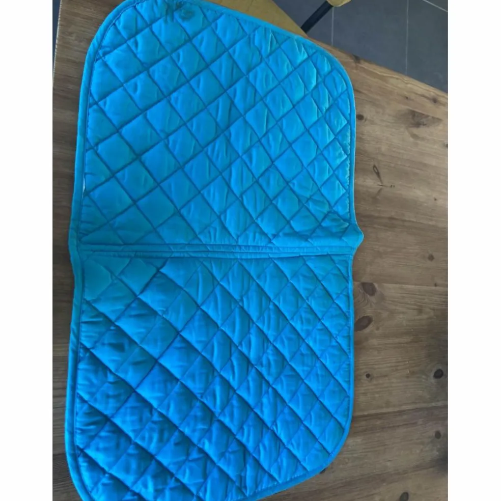Tapis fouganza bleu