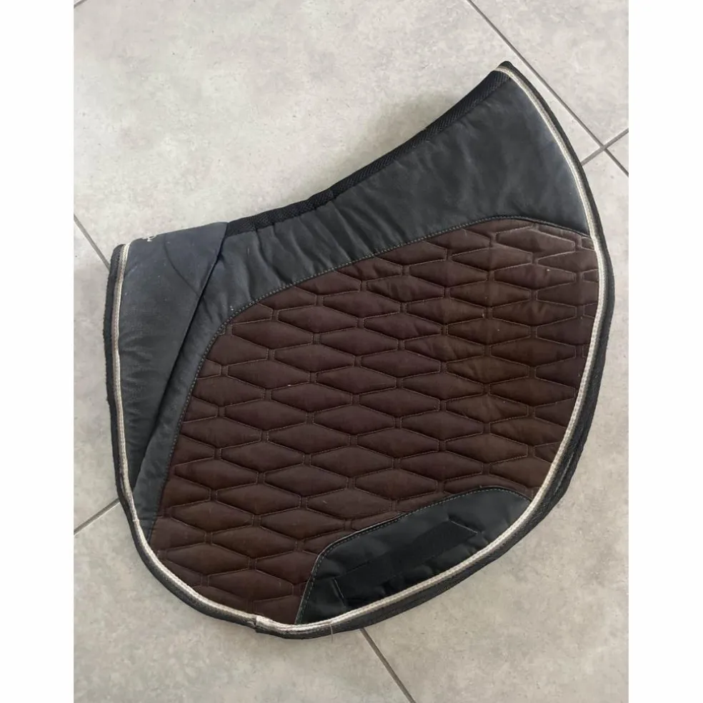 tapis Fouganza noir et marron