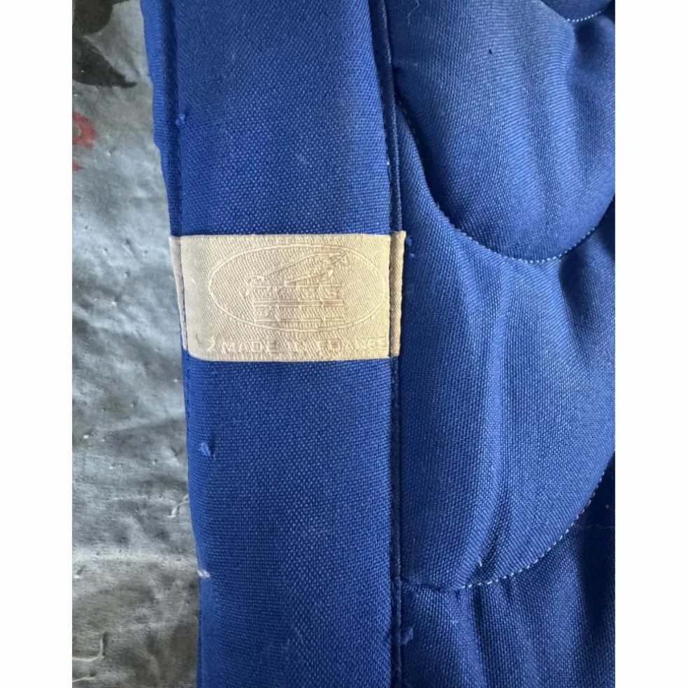 Tapis Hervé Godignon bleu roi
