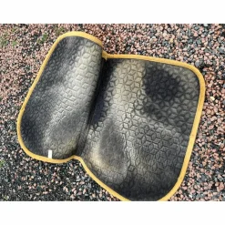 Tapis Kentucky Velvet moutarde cheval