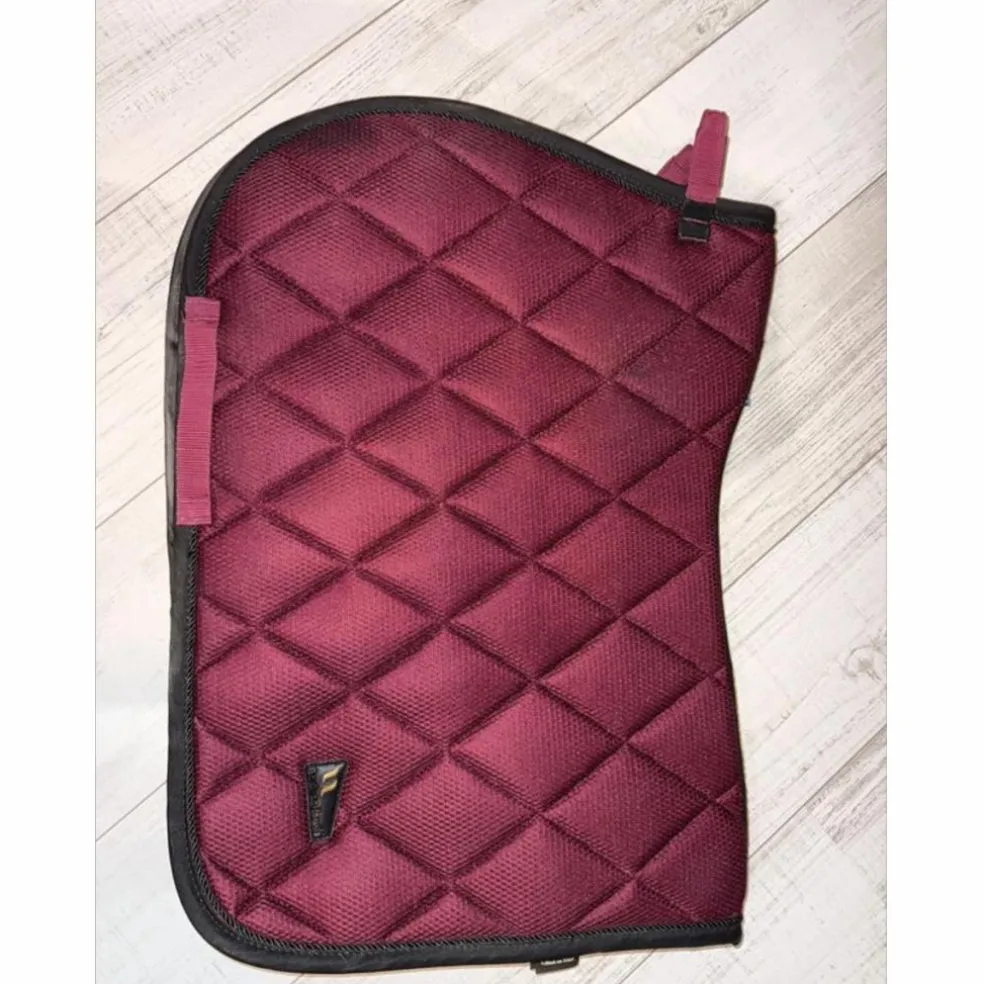 Tapis mesh back on track rouge