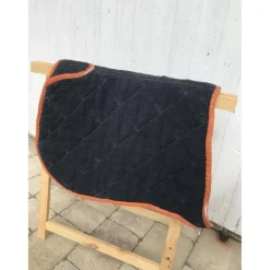 Tapis noir / orange