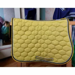 Tapis équithème jaune