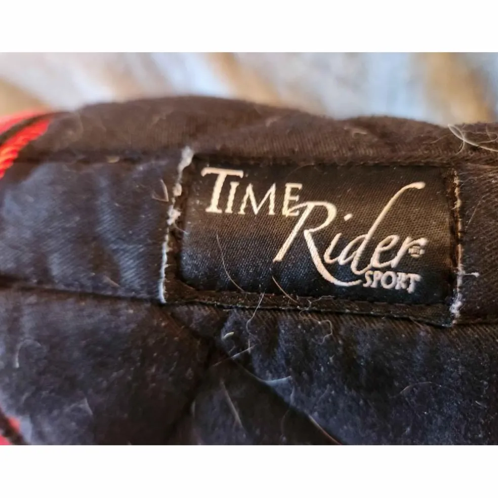 Tapis équithème, noir et rouge