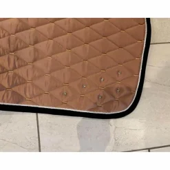 tapis rose fouganza