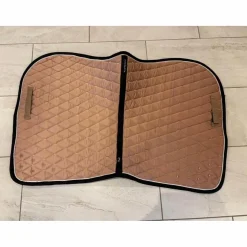 tapis rose fouganza