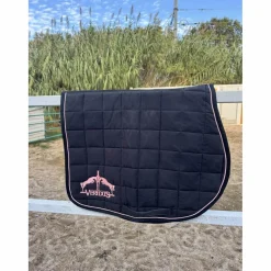 tapis veredus noir et rose
