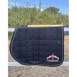 tapis veredus noir et rose