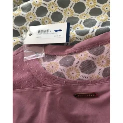 Tee shirt rose