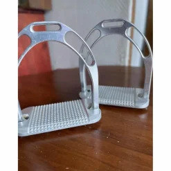 Étrier Alu Jin Stirrup Wildkart