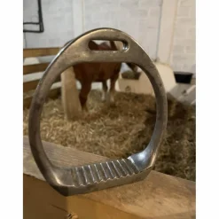 étrier en fer