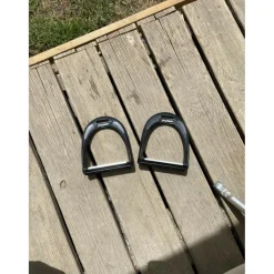 Étrier jin stirrup