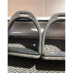 Étriers