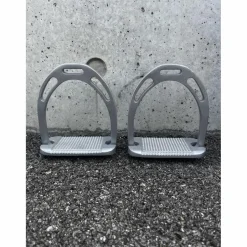 Étriers