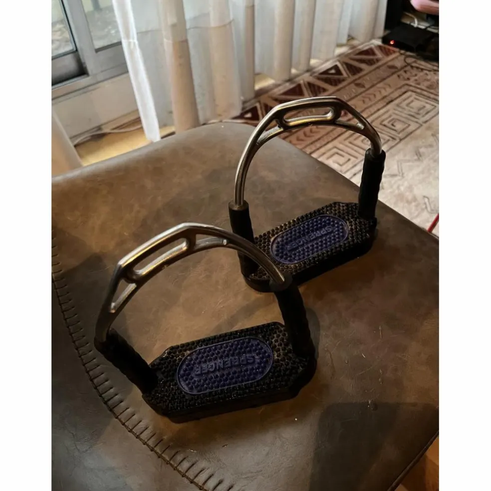 Étriers bow balance articulés