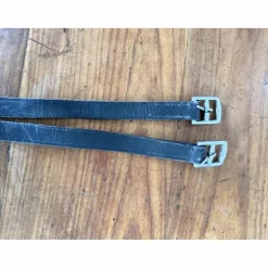 Étriers Compositi noirs et rouge enfant + étrivières noirs 123cm