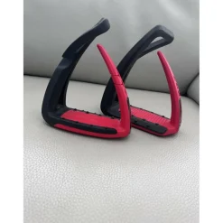 Étriers enfant rouge et noir