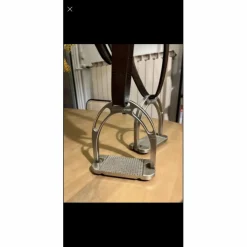 Étriers Jin Stirrups