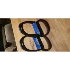 Étriers noir et bleu