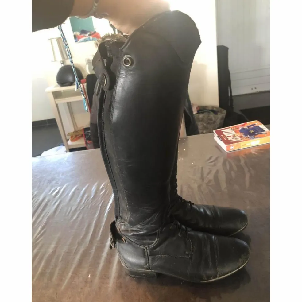 URGENT : bottes equitheme