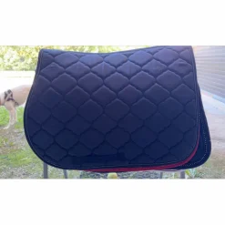 Vend matériels équitation.