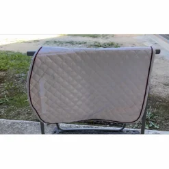 Vend matériels équitation.