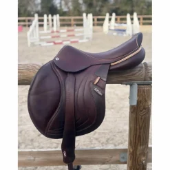 vend selle 2GS cwd mademoiselle 18 pouces