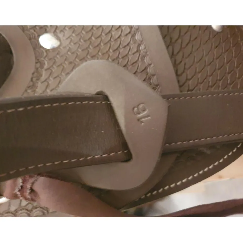 VENDS SELLE WESTERN SYNTHETIQUE