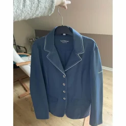 veste de concours bleue