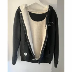 veste Kevin statut