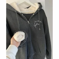 veste Kevin statut